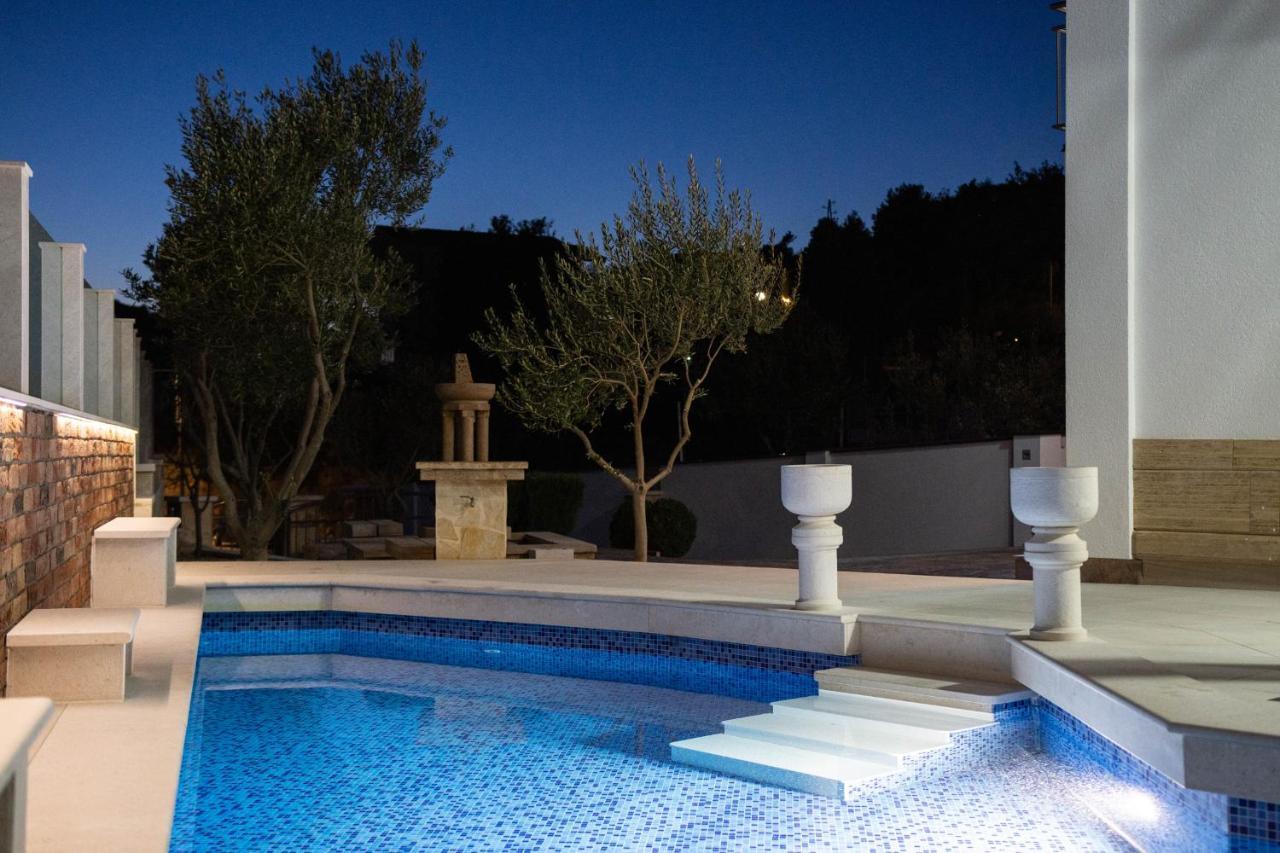 Luxury Villa Ivana Marina Exterior photo